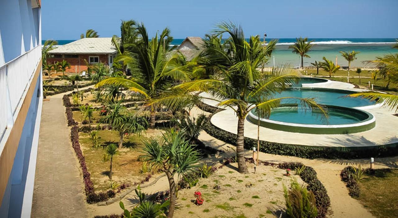 Turtle Beach Hotel Ujunggenteng Pokój zdjęcie