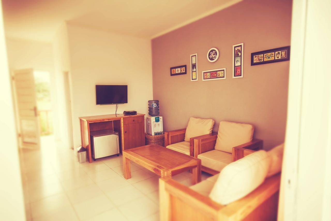 Turtle Beach Hotel Ujunggenteng Zewnętrze zdjęcie